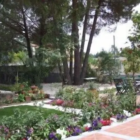Rosso Vulcano Bed & Breakfast